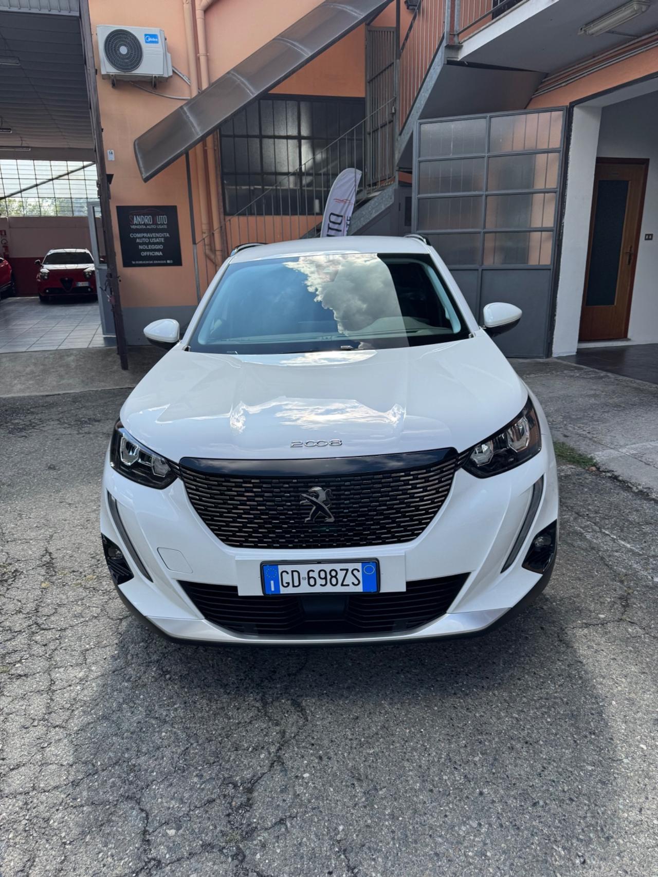Peugeot 2008 PureTech 100 S&S Allure