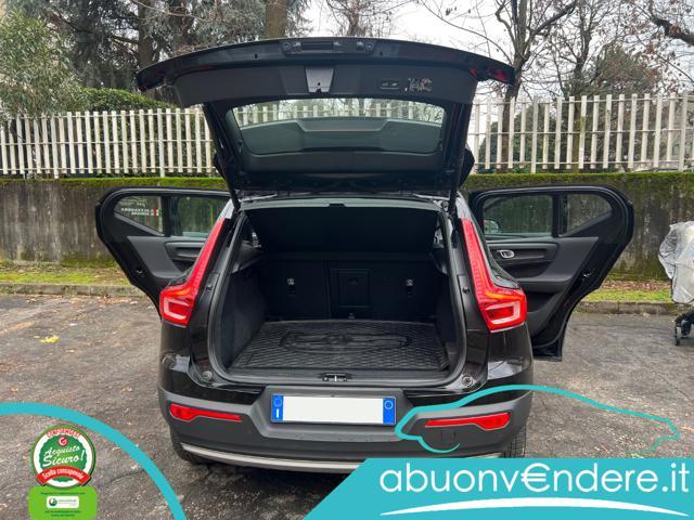 VOLVO XC40 T5 Recharge Plug-in Hybrid Inscription Expression