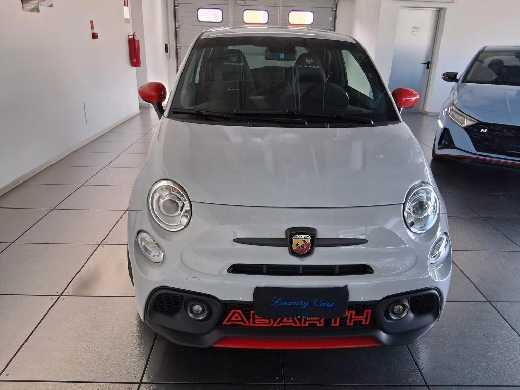 ABARTH 695 1.4 TURBO T-JET ESSEESSE 180 CV