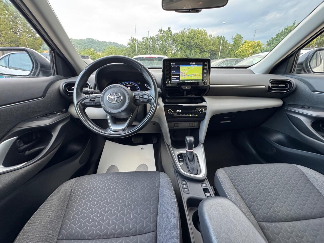 Toyota Yaris Cross 1.5 Hybrid 5p. E-CVT Business