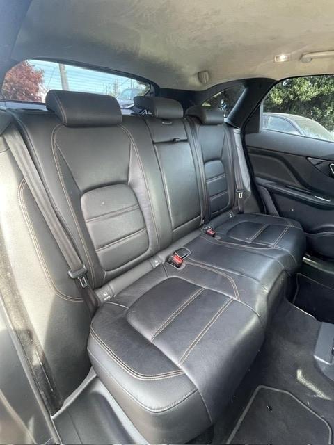 Jaguar F-Pace 2.0 D 180 CV AWD aut. Prestige