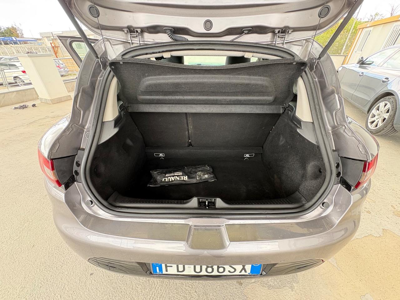 Renault Clio dCi 8V 75 CV Start&Stop 5 porte Energy Duel