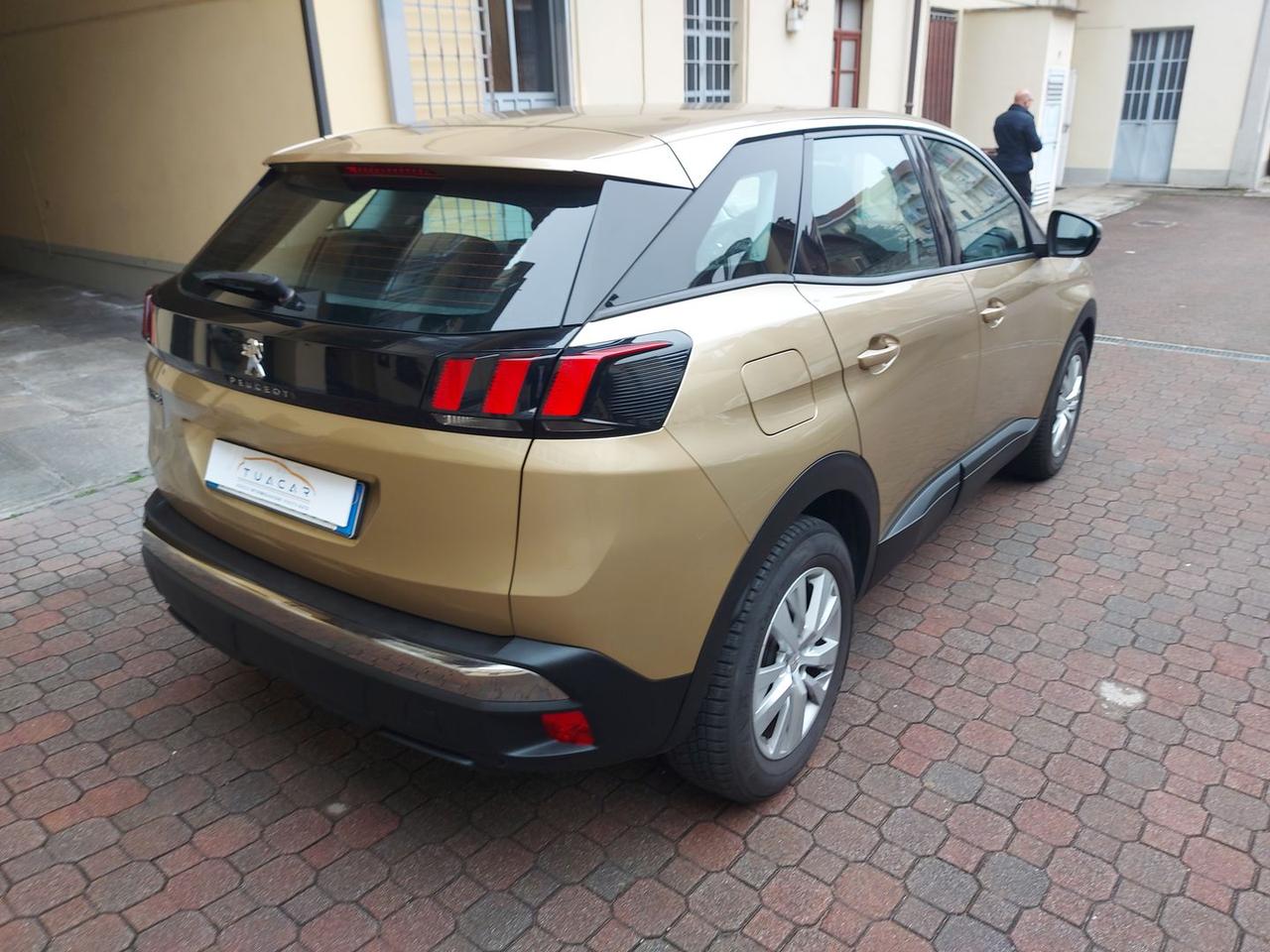 Peugeot 3008 Business 1.5 Blue HDI 130