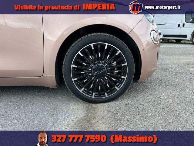 FIAT 500e 3+1 42 kWh La Prima OroRosa