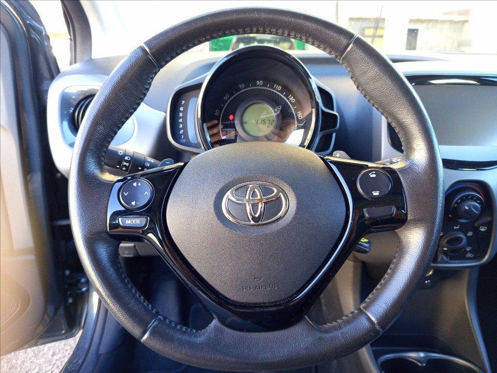 TOYOTA Aygo 5p 1.0 x-business m-mt 72cv del 2019
