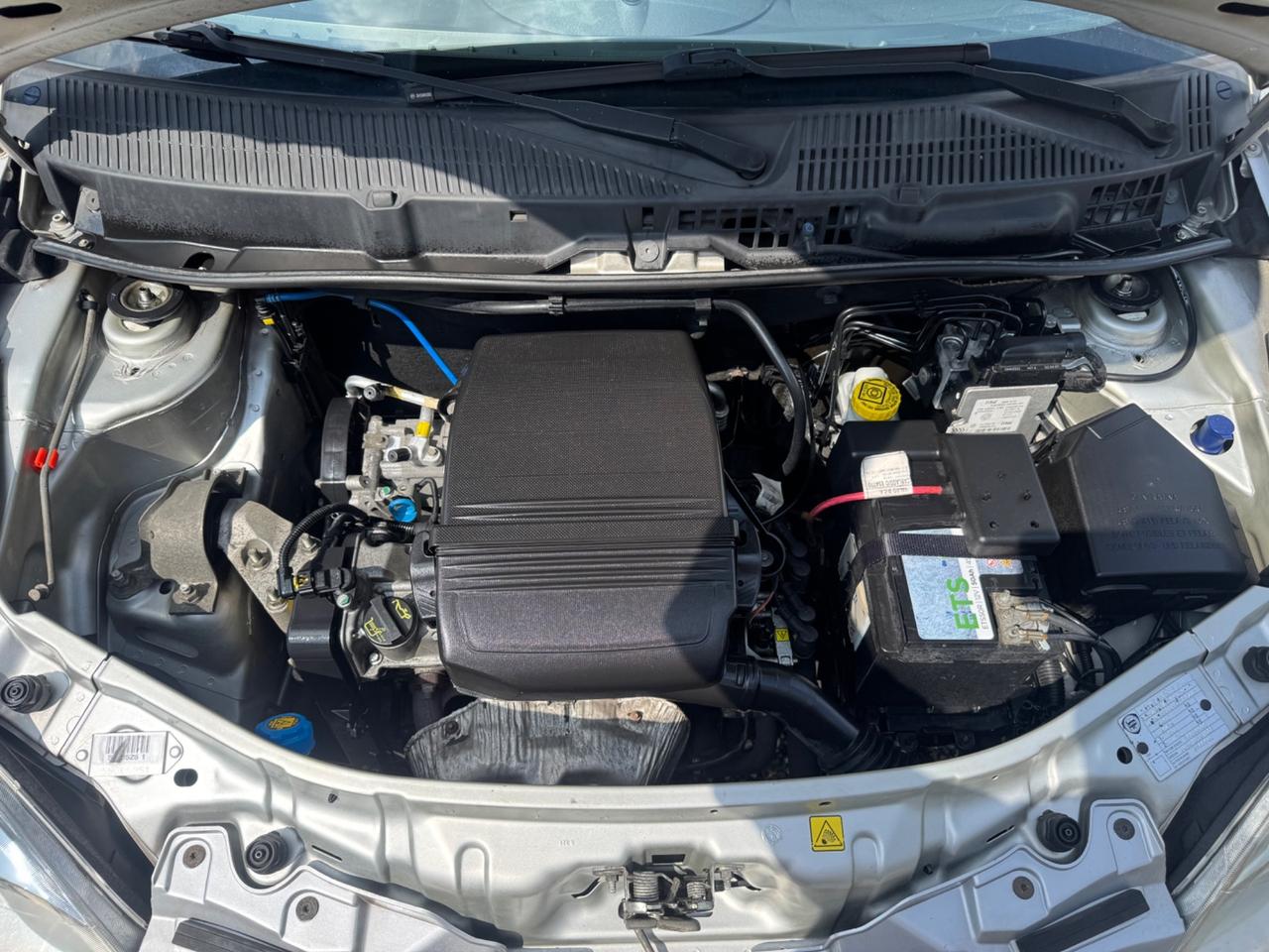 Lancia Ypsilon Neopatentati Frizione cinghie nuove