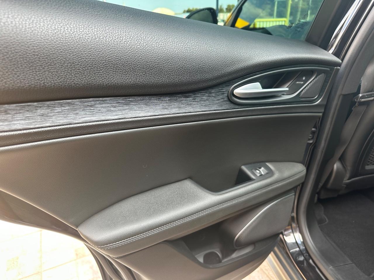Alfa Romeo Stelvio 2.2 TD 210 CV AT8 Q4 TI