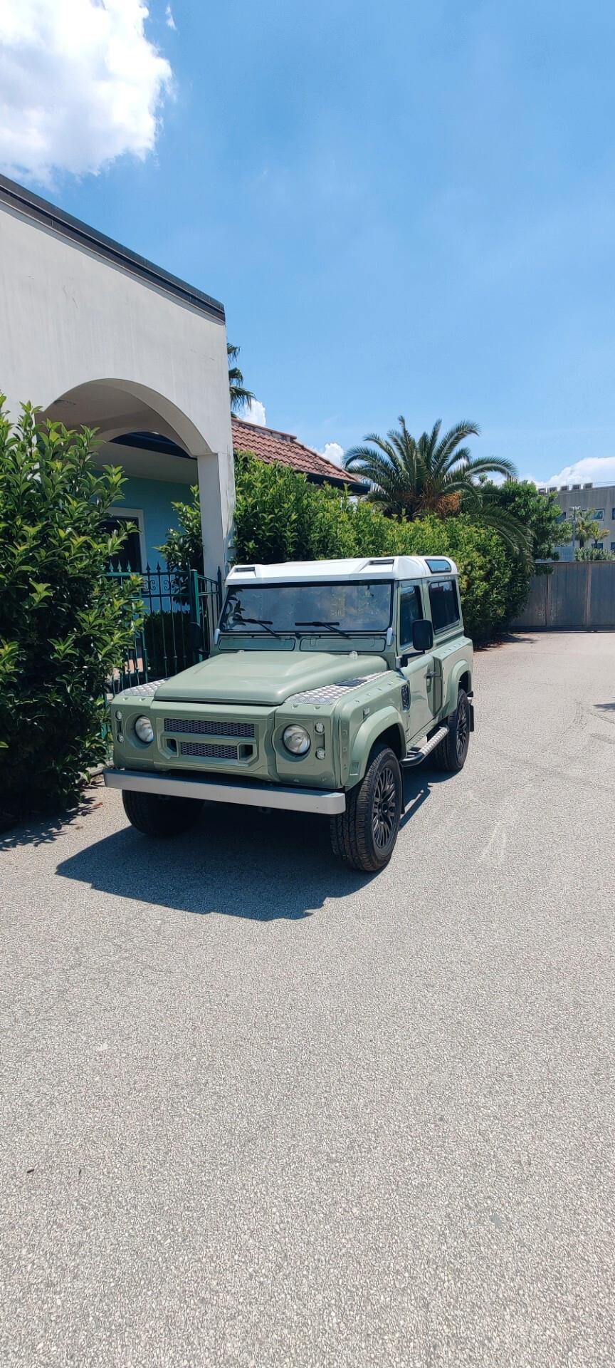 Land Rover Defender 90 2.5 300tdi