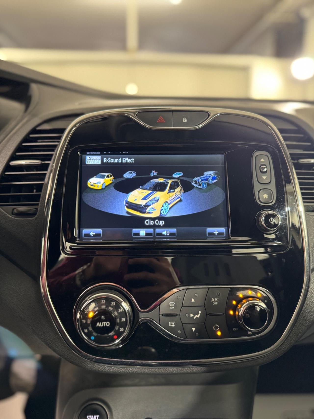 Renault Captur TCe 90 CV Energy Intens EURO 6B Full Optional