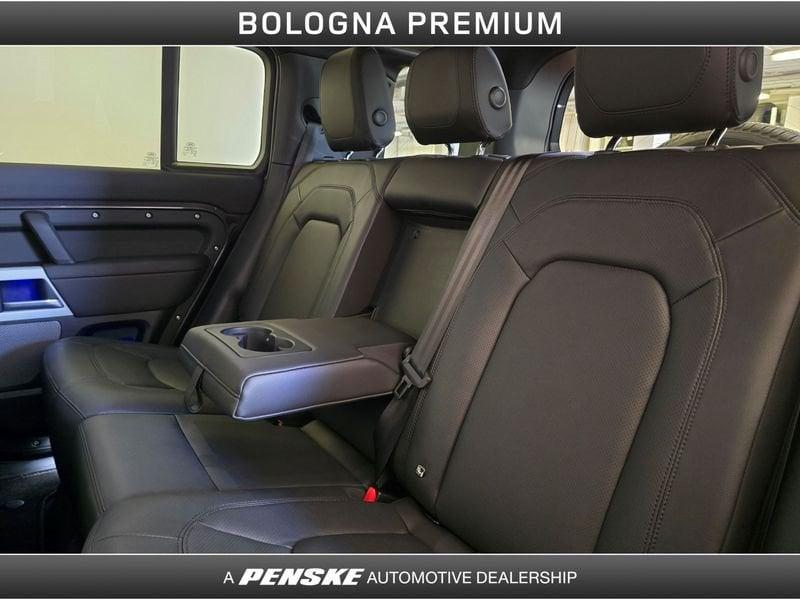 Land Rover Defender Defender 110 3.0D I6 200 CV AWD Auto SE
