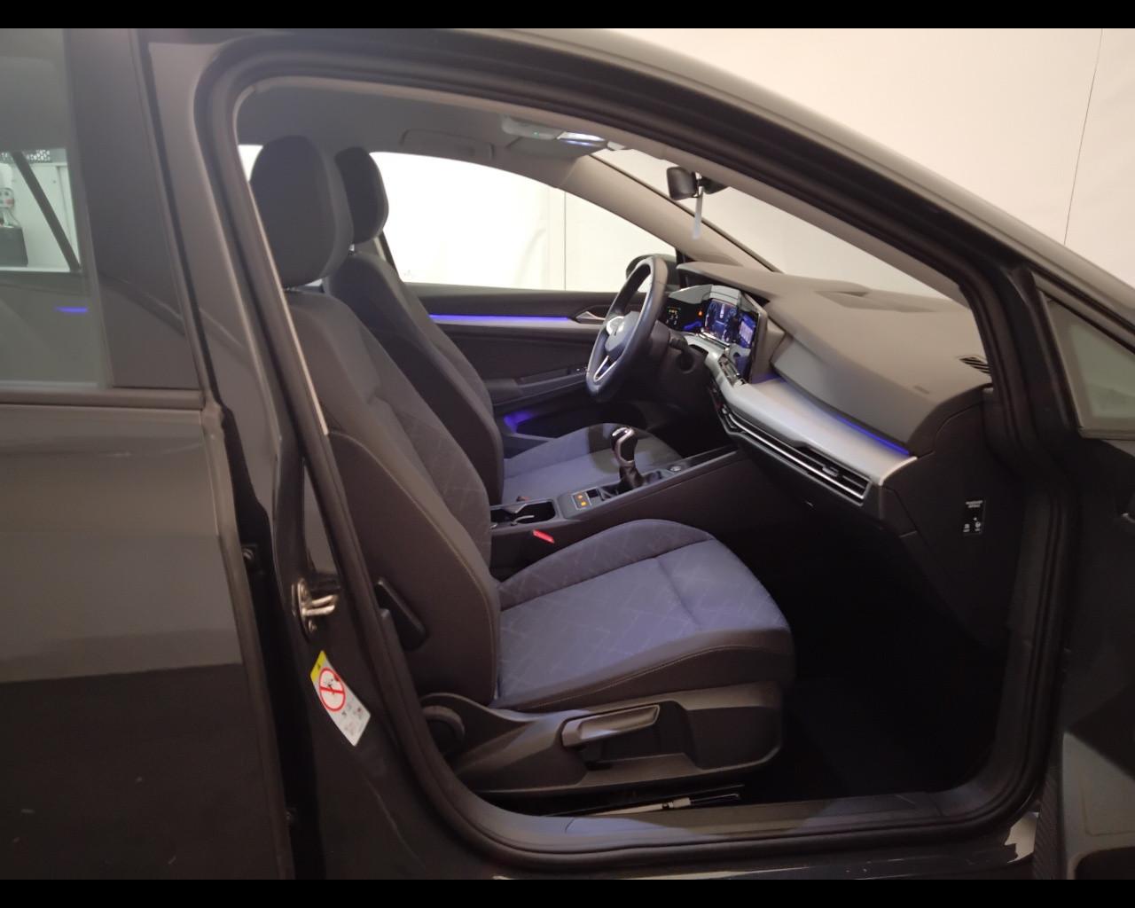 VOLKSWAGEN Golf VIII 2020 - Golf 2.0 tdi Life 115cv