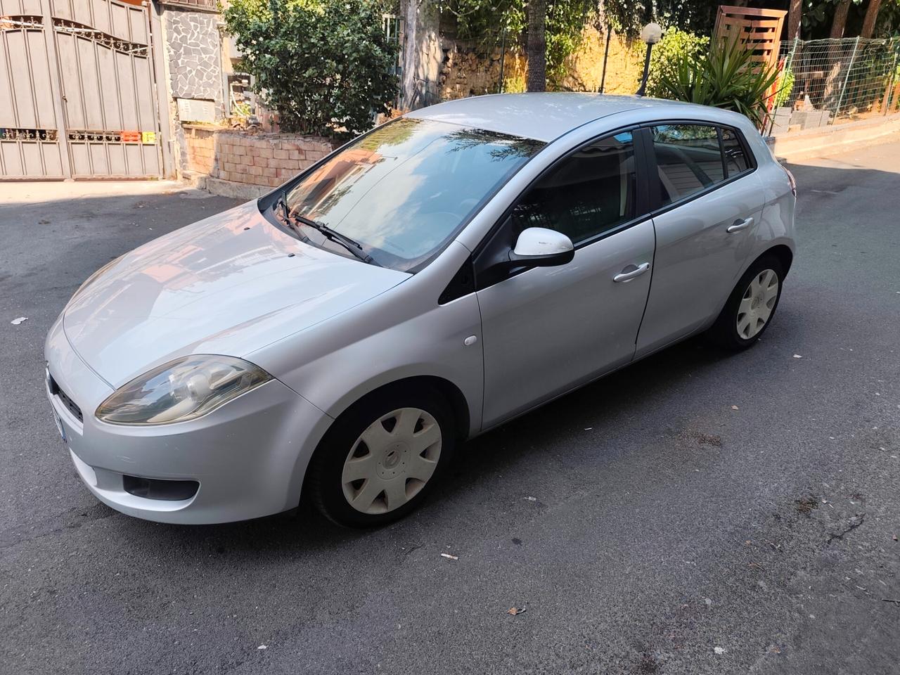 Fiat Bravo 1.6 MJT 105 CV Leggi