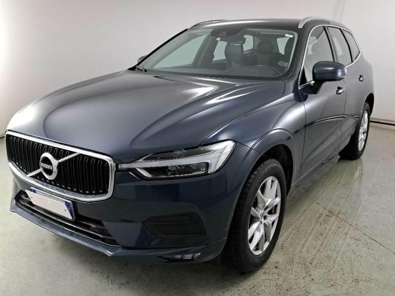 VOLVO XC60 B4 D AWD automatico Momentum Pro