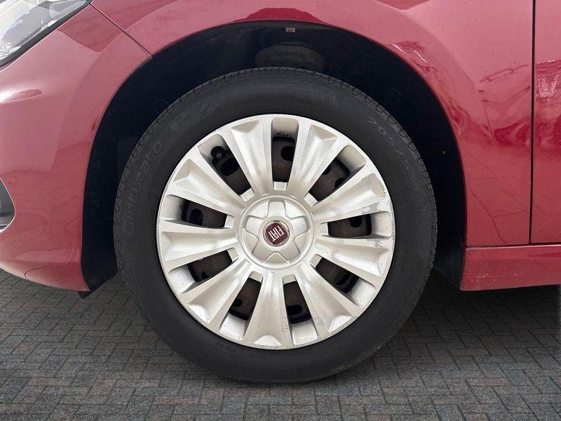 FIAT Tipo II 4p 1.4 Easy 95cv
