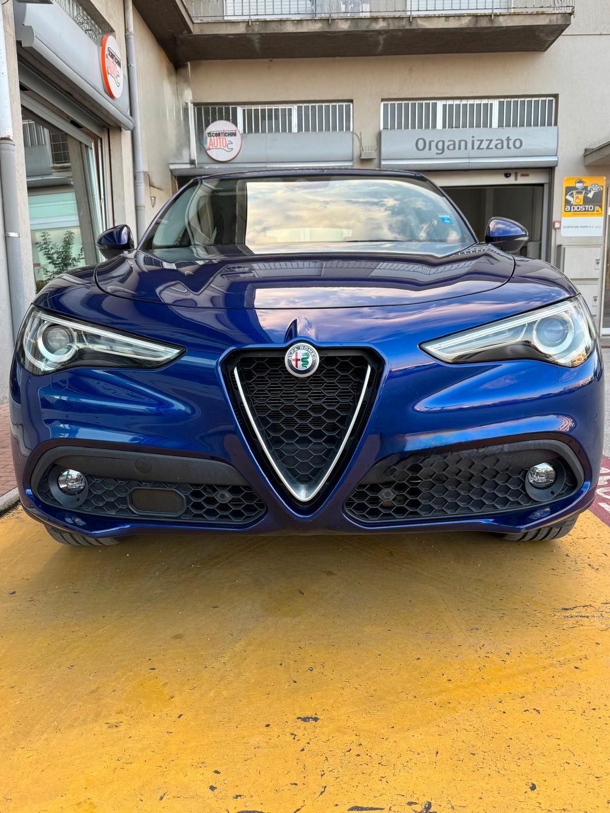 Alfa Romeo Stelvio 2.2 Turbodiesel 190 CV AT8 RWD Business