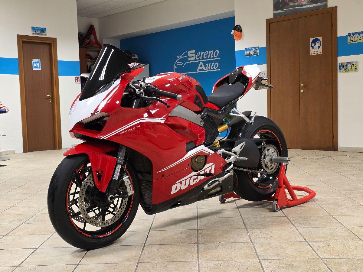 DUCATI PANIGALE V4 CON SCARICO DESMO OK