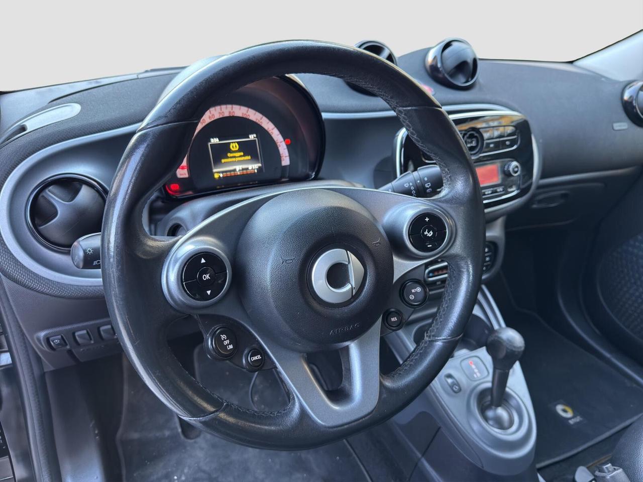 Smart ForFour 0.9 90cv twinamic Passion automatica 2019