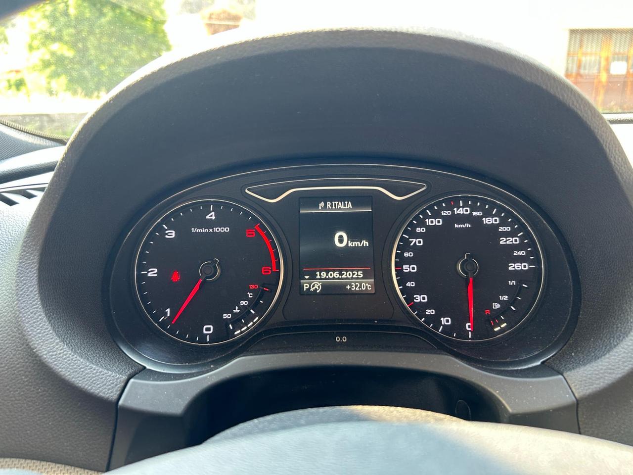 Audi A3 Sportback 2.0 tdi Ambition 150cv s-tronic E6