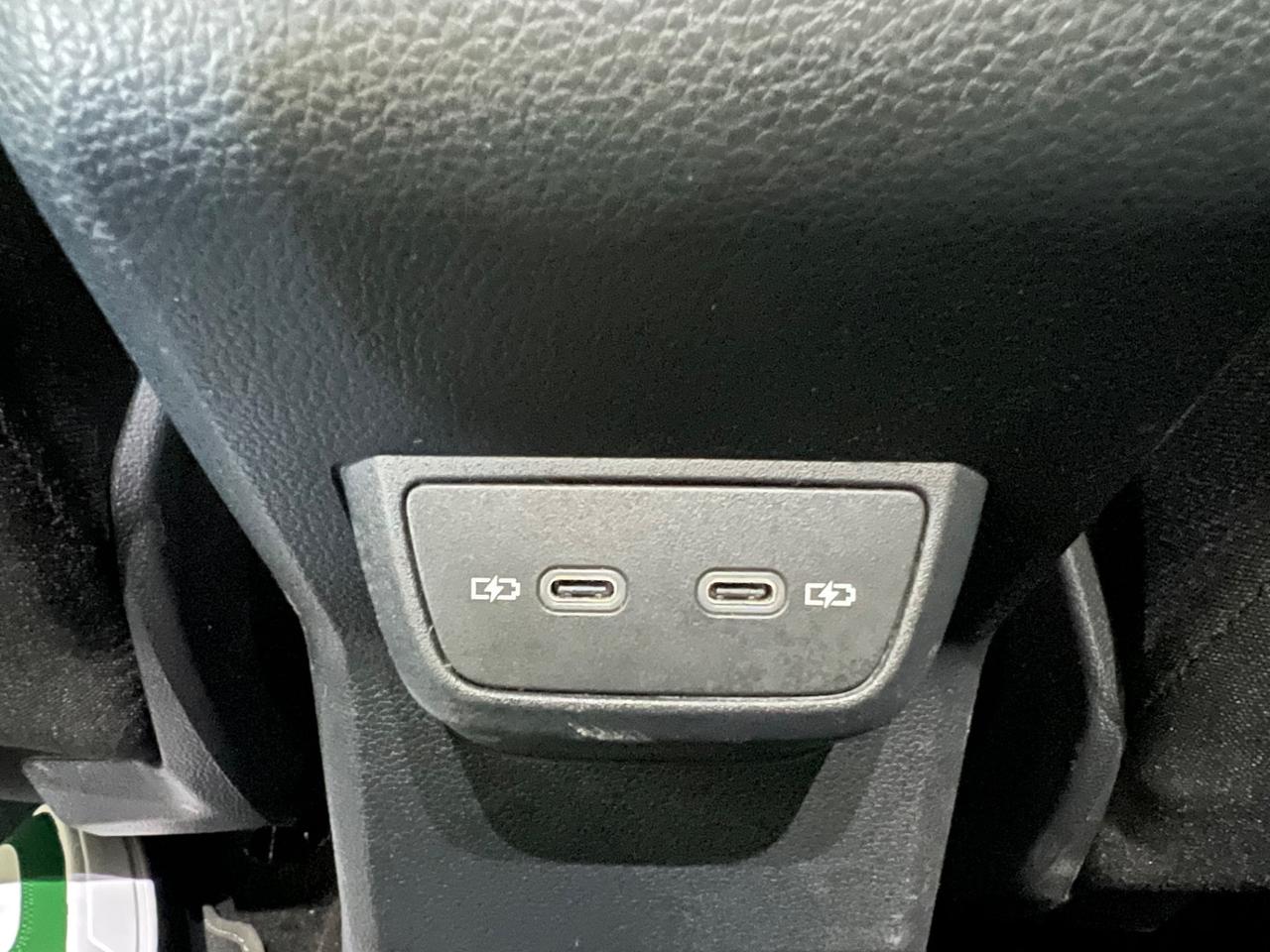 Volkswagen Taigo 1.0 TSI 115 CV DSG R-Line