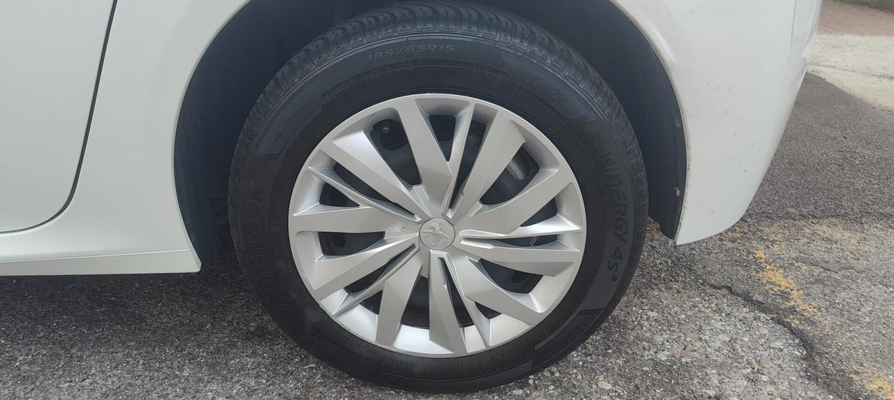 Peugeot 208 BlueHDi 100 Stop&Start 5 porte Active Pack