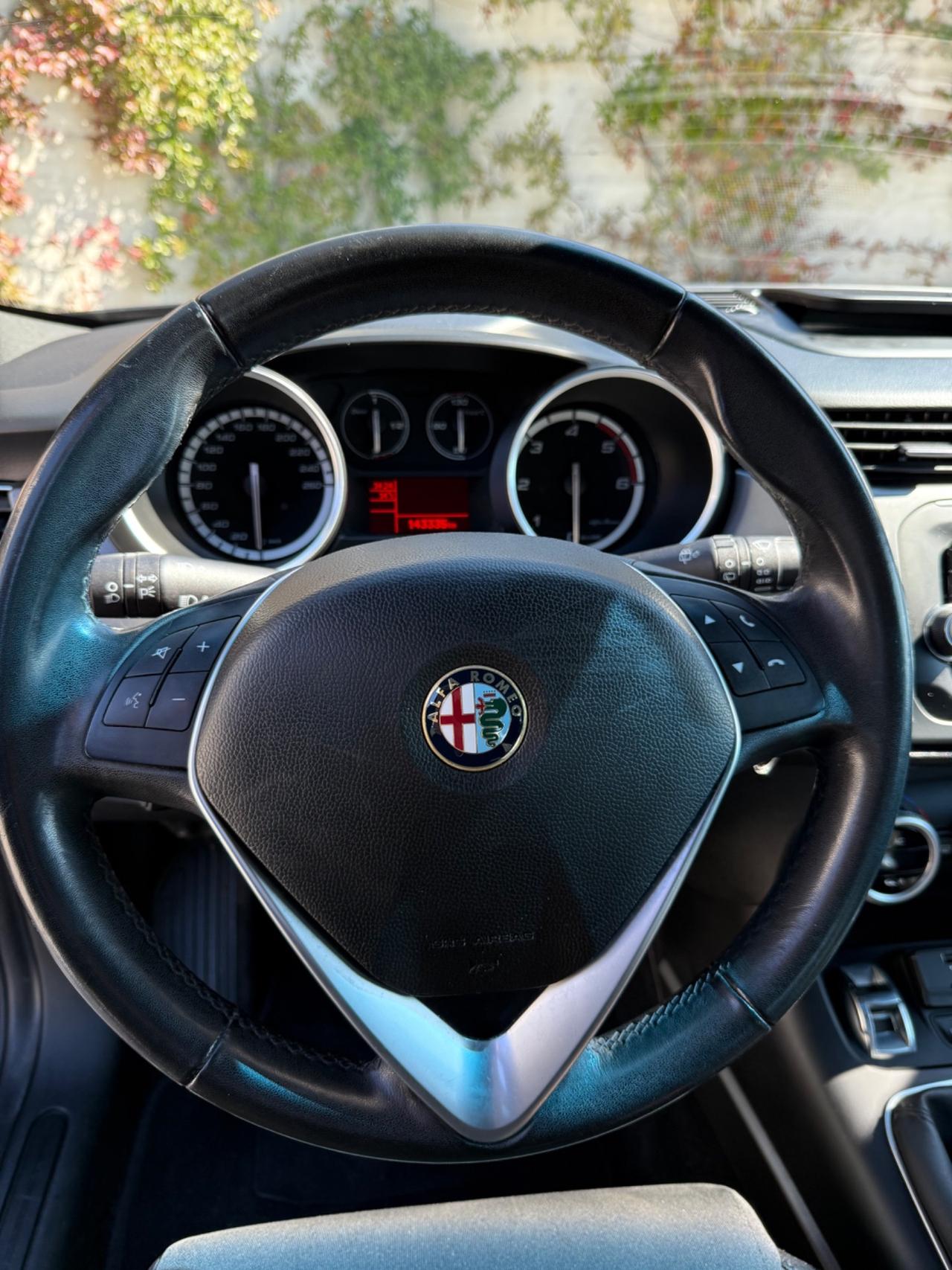 Alfa Romeo Giulietta 2.0 JTDm-2 150 CV Distinctive