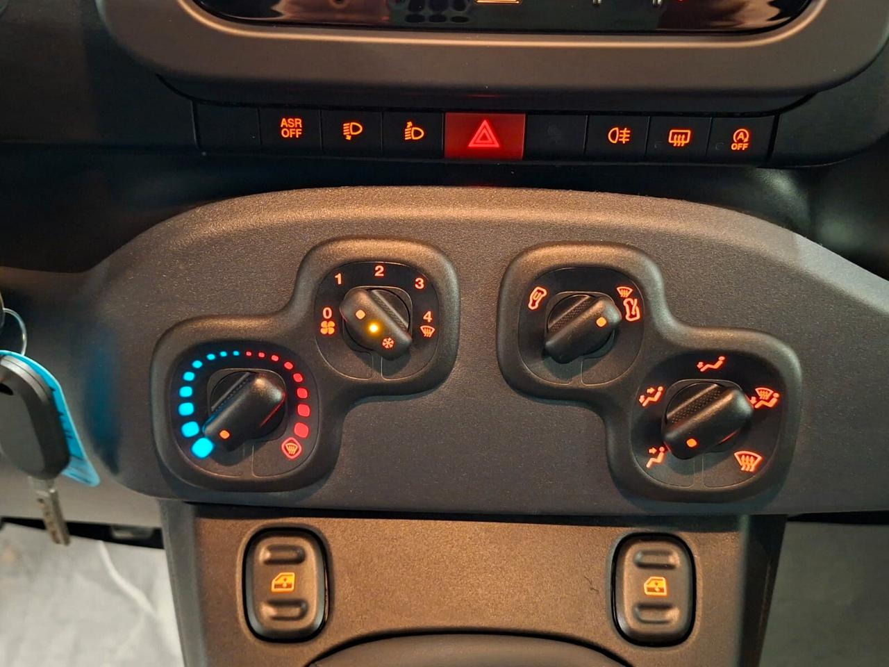 Fiat Panda 1.0 FireFly Hybrid 70CV Icon Km.0 (756)