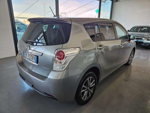 Toyota Verso 2.0d Active 7pti NEOPATENTATI
