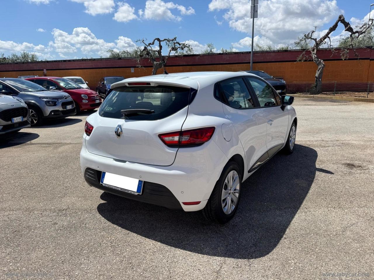 RENAULT CLIO DYNAMIQUE 1.5 dCi 75CV AUTOCARRO