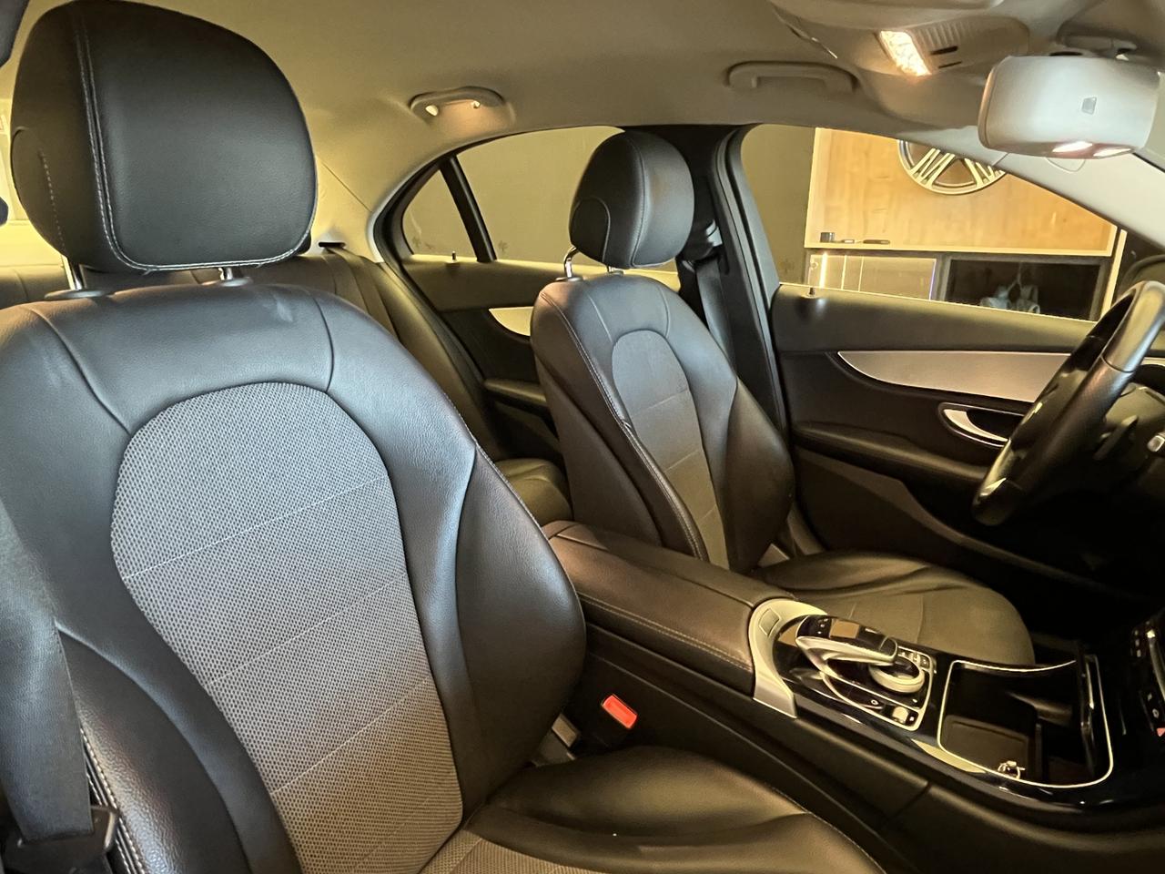 Mercedes-Benz Classe C-W205 2014 Berlina - C 250 d (bt) Sport 4matic auto