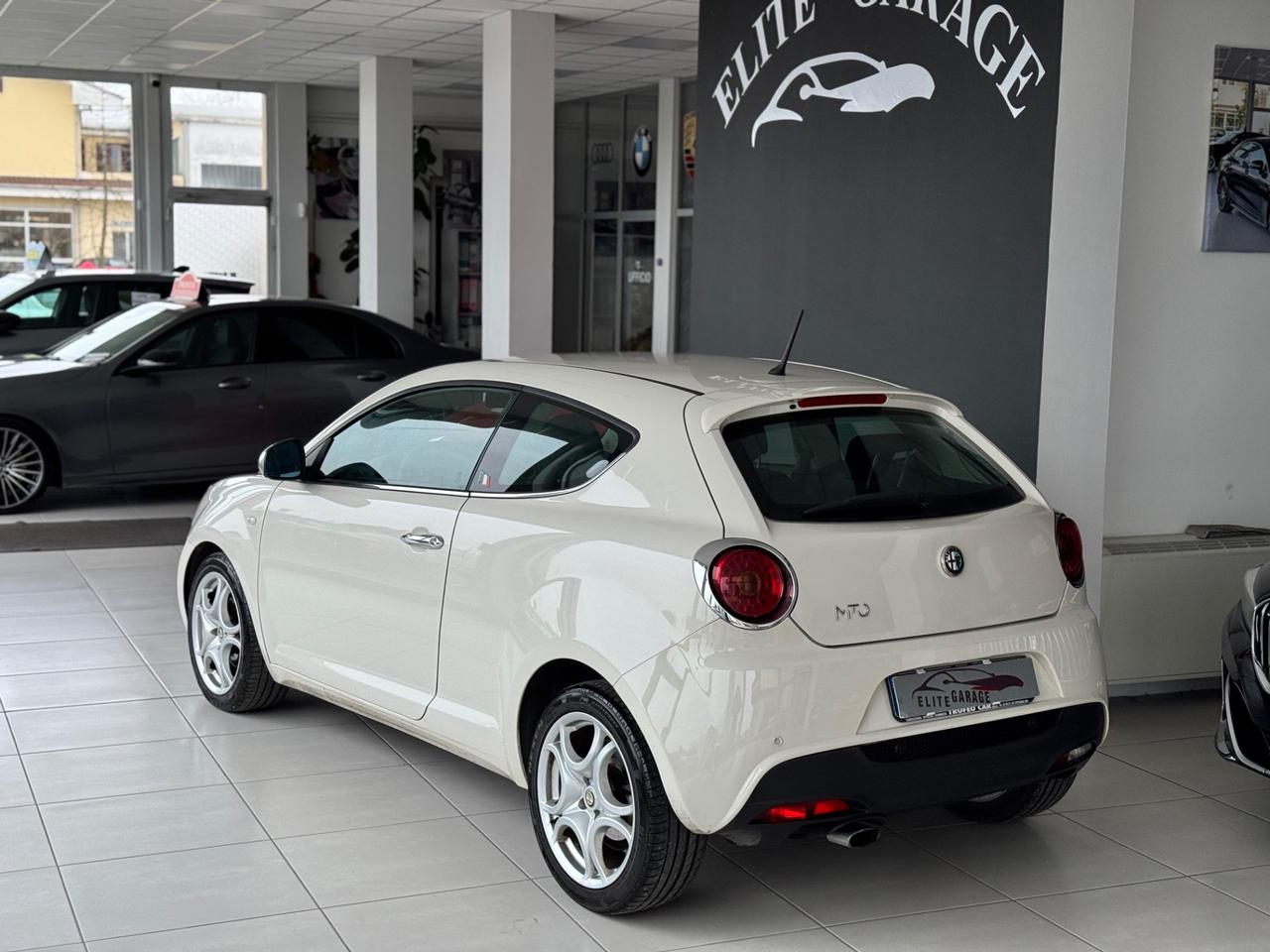 Alfa MiTo 1.3 JTDm-2 95 CV Distinctive Sport Pack