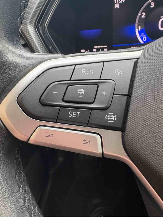 VOLKSWAGEN T-Cross 1.0 TSI Sport