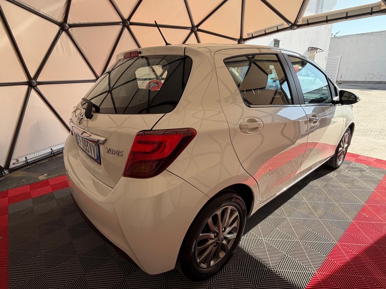 Toyota Yaris 1.0 5 porte Lounge