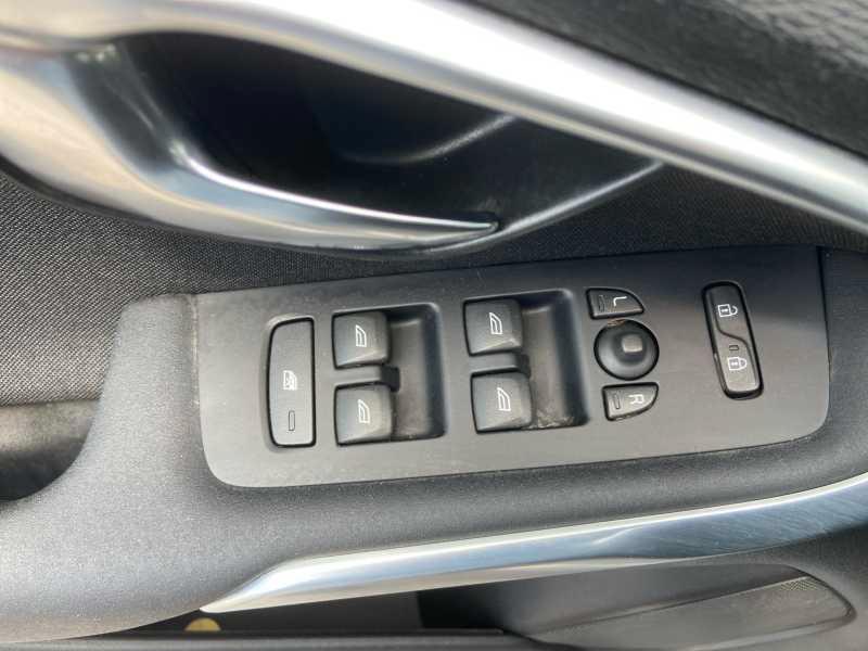 VOLVO V40 1.6 d2 Business