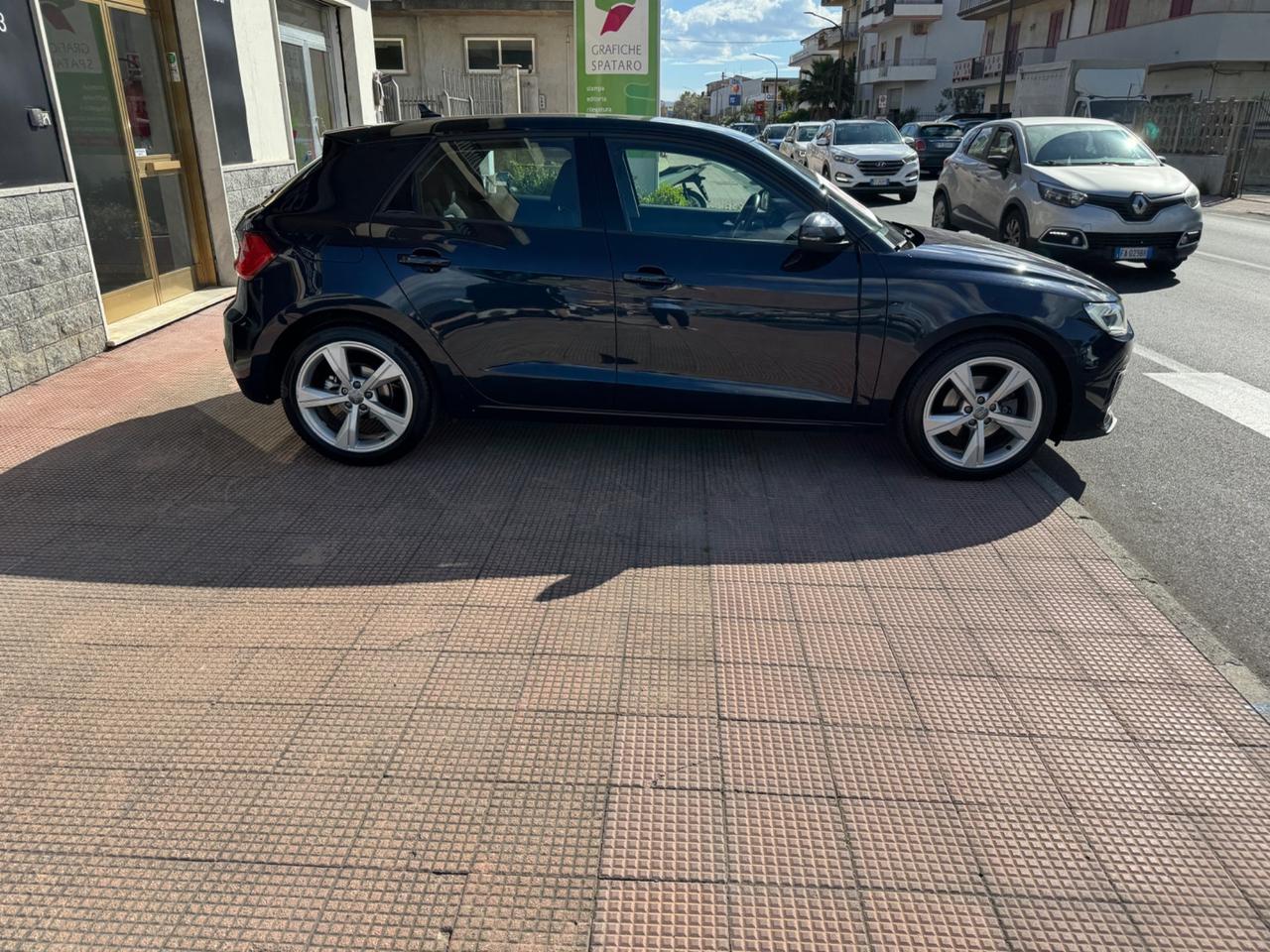 Audi A1 SPB 30 TFSI S tronic Admired