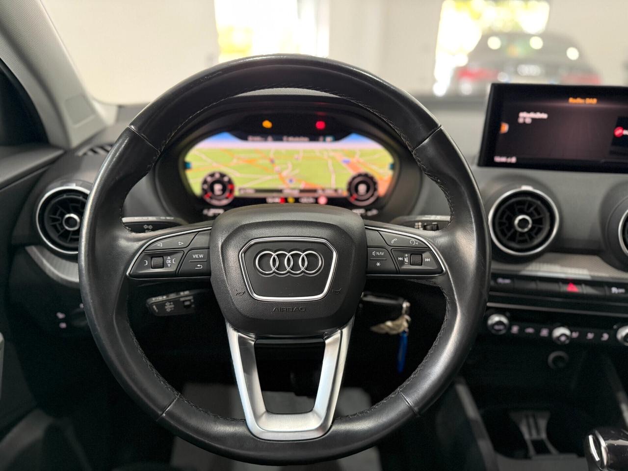 Audi Q2 30 TDI S tronic Identity Black