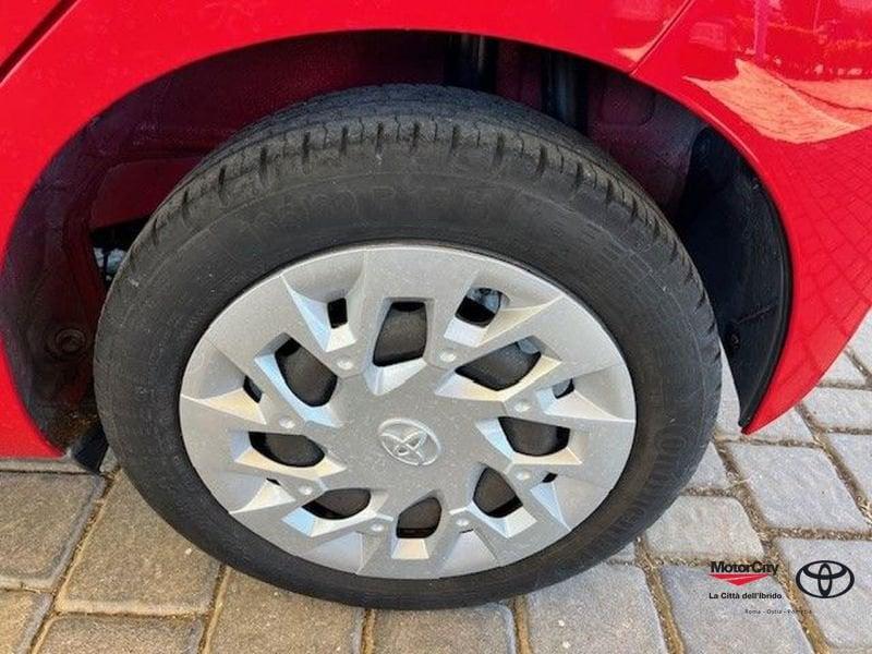 Toyota Aygo 1.0 VVT-i 69 CV 5 porte x-business
