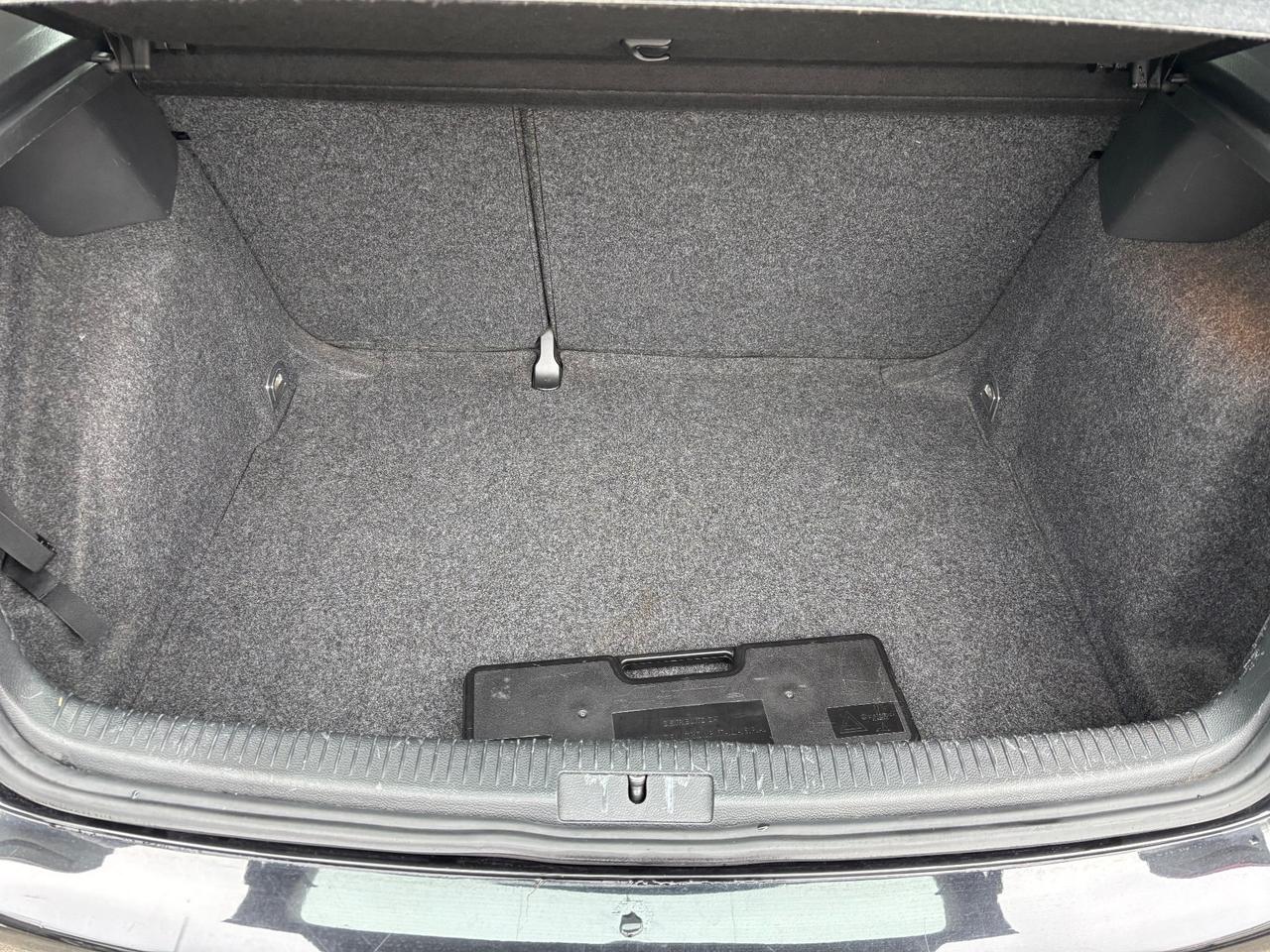 Volkswagen Golf 1.6 5p. United ok neopatentati