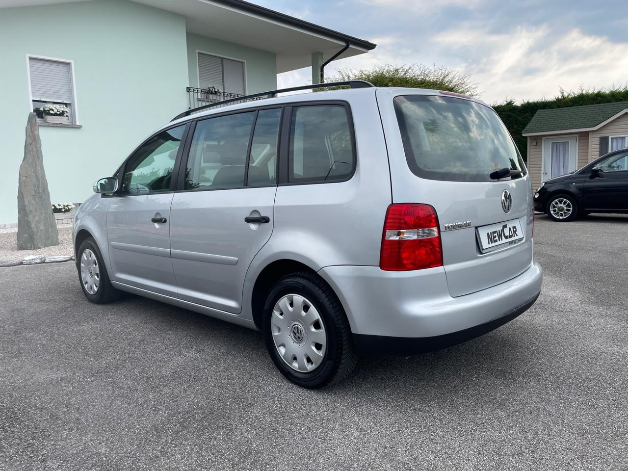 Volkswagen Touran 1.9 TDI 105CV 7 POSTI