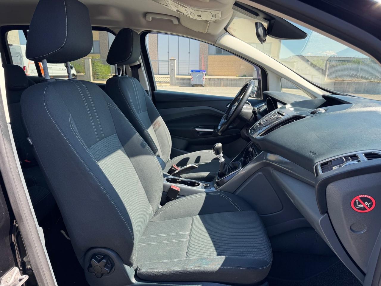 Ford C-Max 7 posti TDCi Titanium