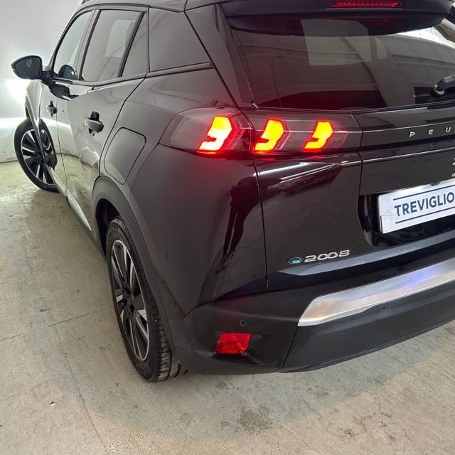 PEUGEOT 2008 motore elettrico 136 CV GT Line