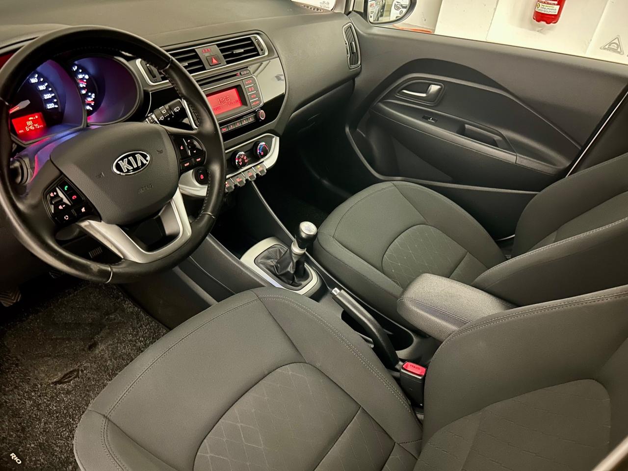 Kia Rio 1.2 CVVT 5p. Cool