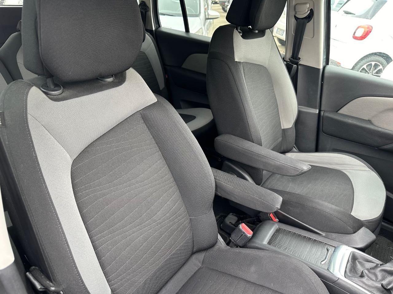 Citroen C4 Picasso 2.0 HDi 150 Excl. 7 POSTI