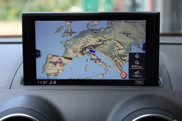 AUDI A3 Sportback 30 TDI S tronic S Line COCKPIT Navi LED