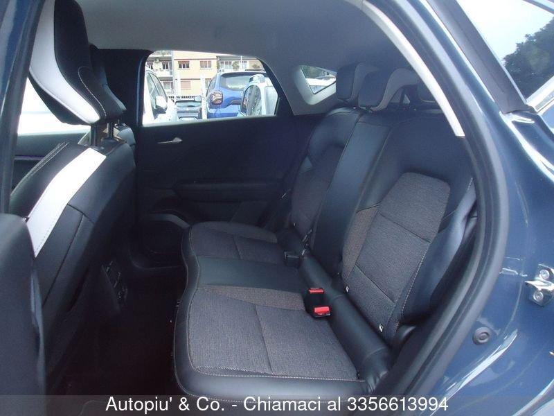 Renault Captur 1.6 Full Hybrid E-TECH 145 CV INTENS