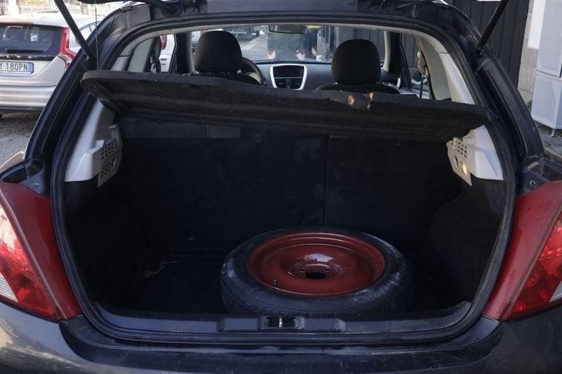 Peugeot 207 Peugeot 207 1.4 8V 75CV 3p. Energie Sport ECO GPL 54KW ANNO 2009