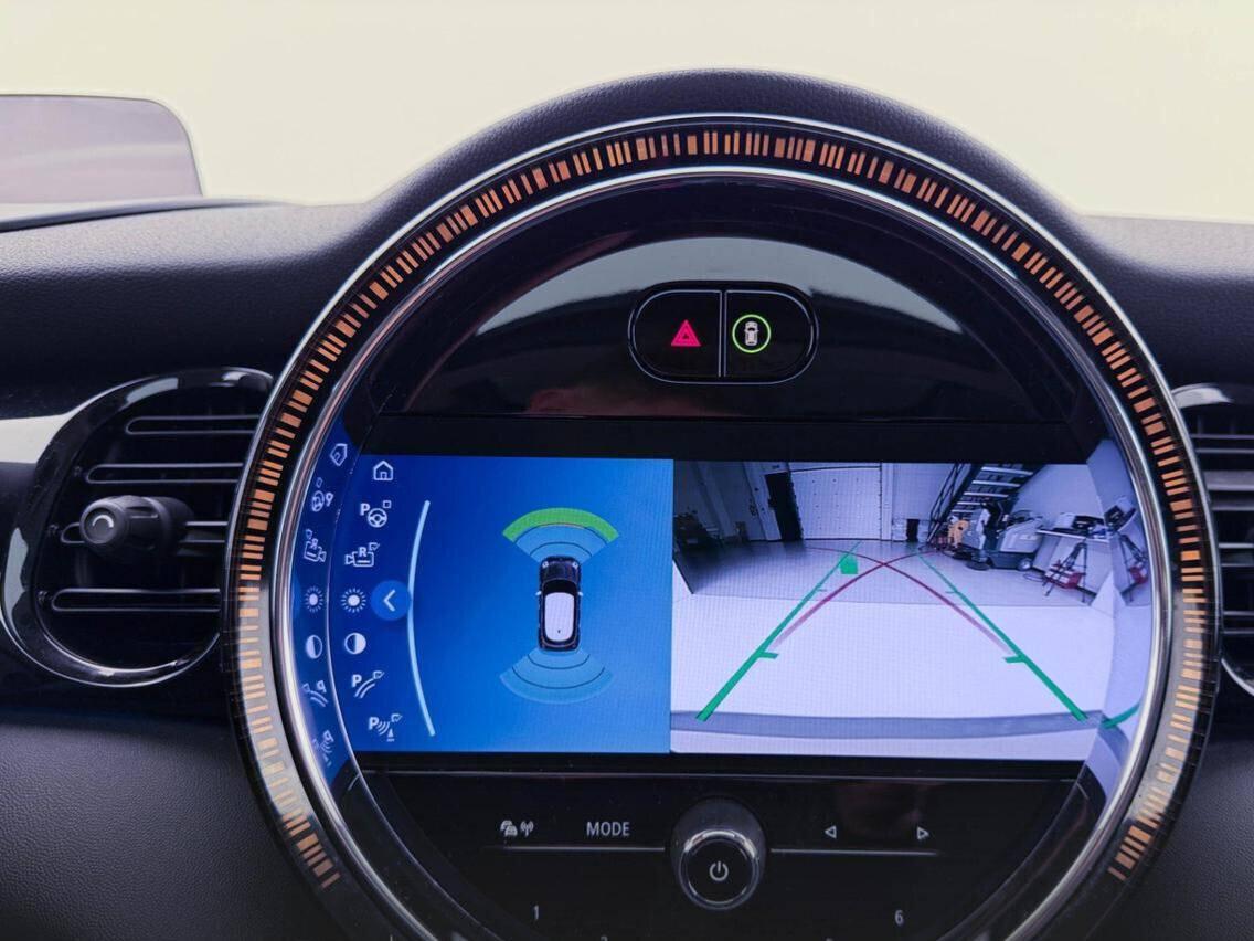 Mini 1.5 Cooper PREMIUM PLUS PACKAGE