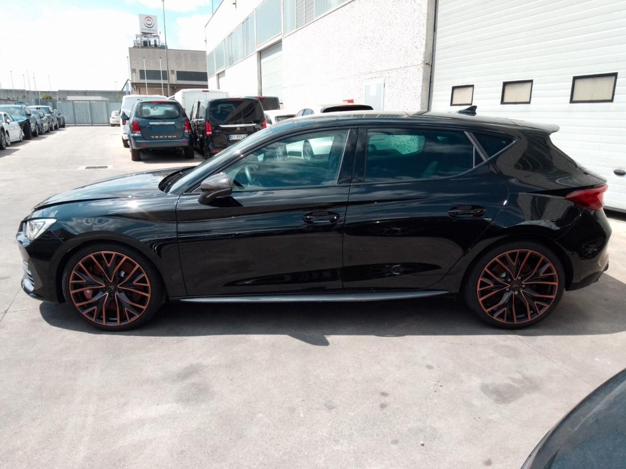 Cupra Leon 2.0 TSI 300 CV DSG VZ
