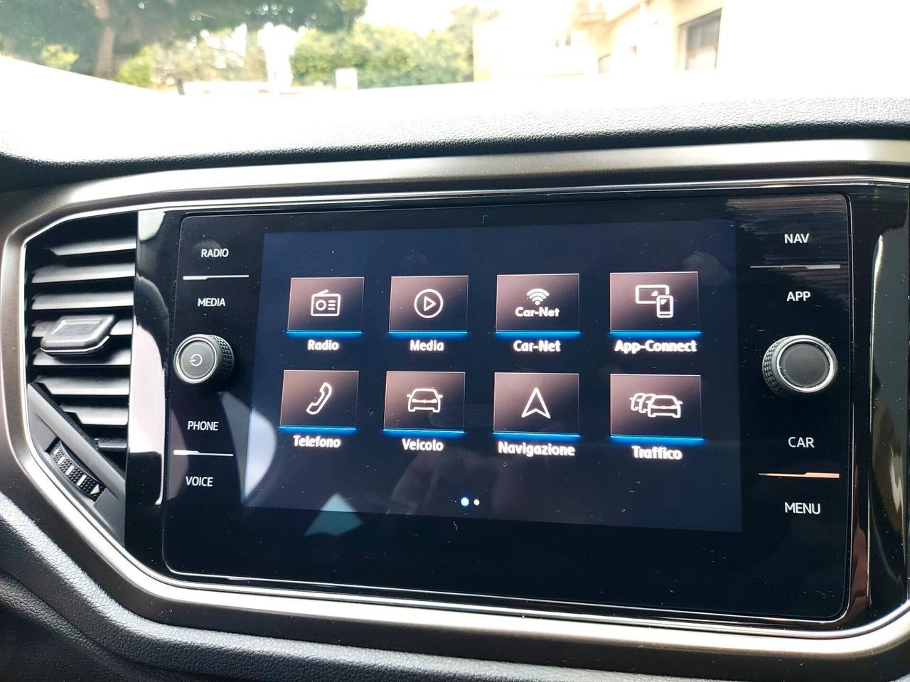 Volkswagen T-Roc 1.6 TDI SCR Business BlueMotion Technology