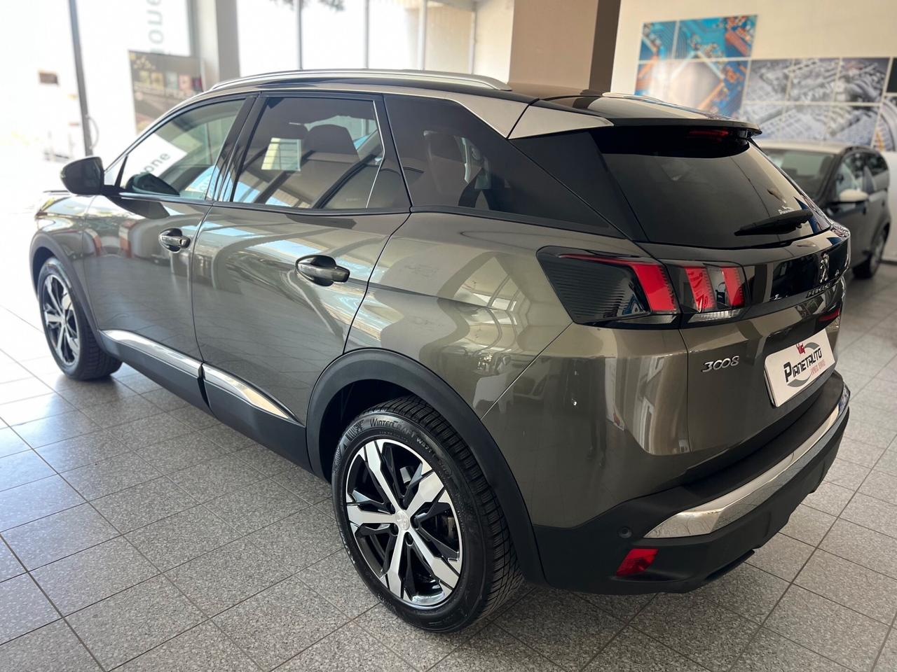 Peugeot 3008 1.5 bluehdi 130cv Allure NAVI/CAMERA/18; PERFETTA!!