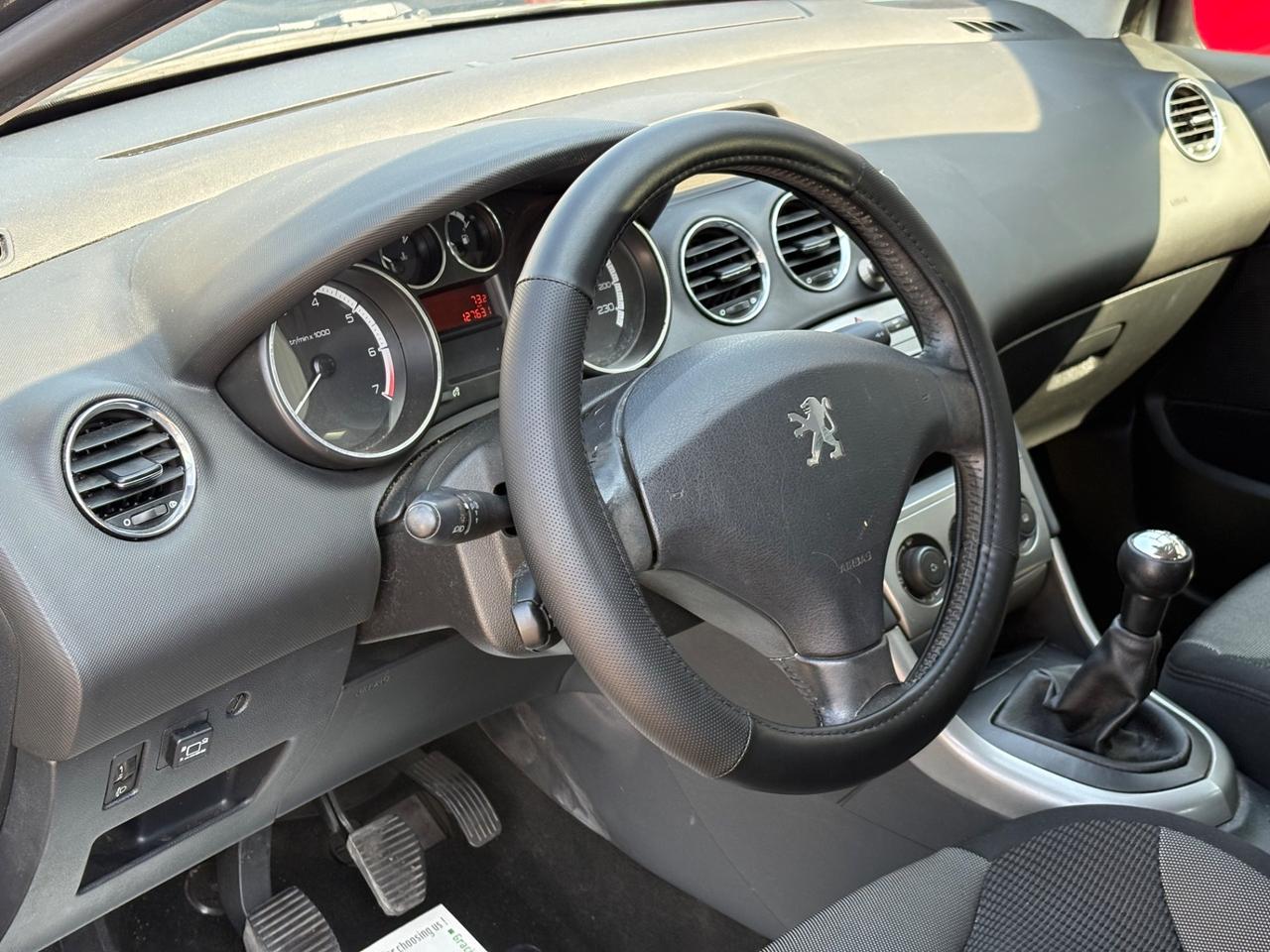 Peugeot 308 1.6 VTi 120CV 5p. GPL